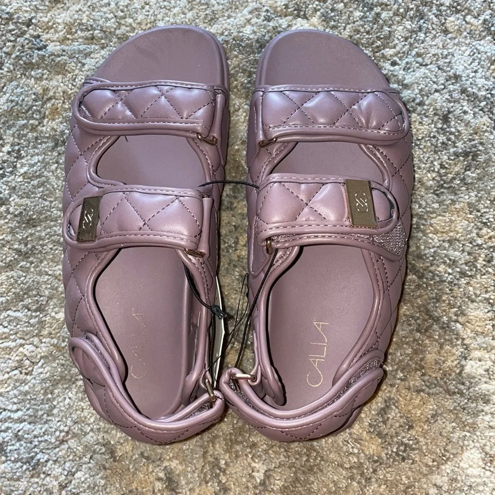 Calia Women’s Quilt Sandals - Picture 1 of 2